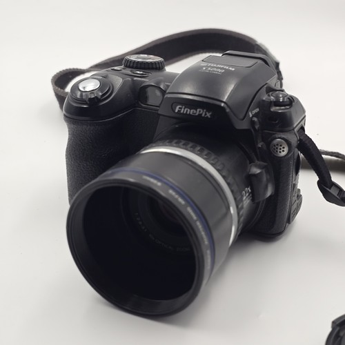 Fujifilm finepix s5000 3mp - 3mp, 10x