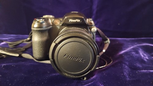 Fujifilm finepix series - s,